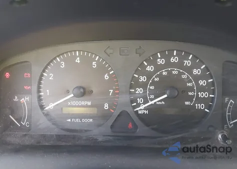 2001 Toyota Corolla Le z USA, uszkodzony, nr VIN 1NXBR12E21Z450378